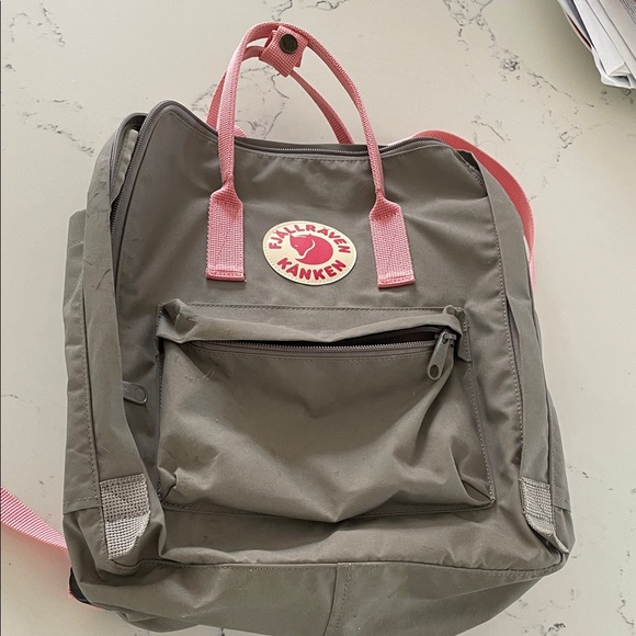 Kånken Backpack in Gray and Pink - Picture 1 of 1